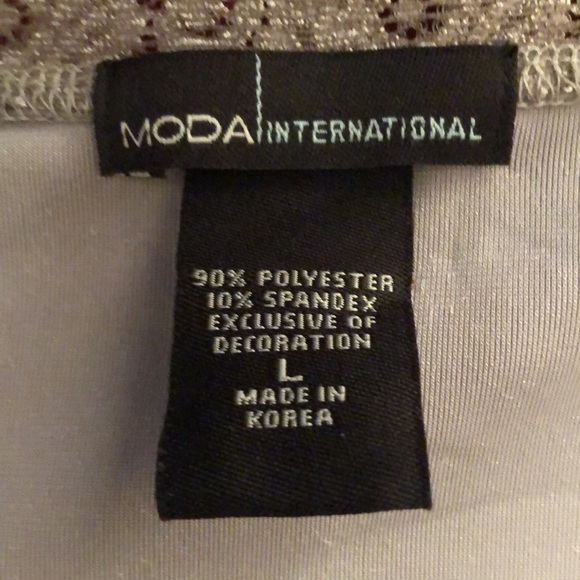 𝅺Moda International by VS size large silver velour V-neck top wide sleeve - Picture 4 of 10